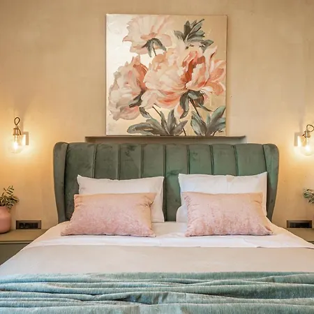 Rodamos * Karavomylos