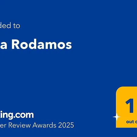 빌라 Rodamos *